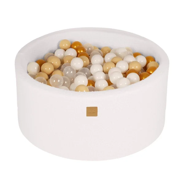Handgemaakte ballenbak 90x40cm – Wit Bouclé met 300 gouden, beige, witte & transparante ballen